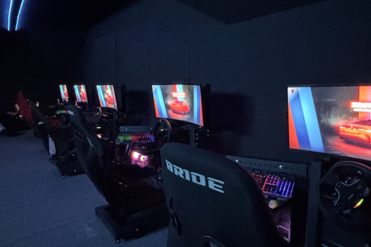 Клуб автосимуляторов М4